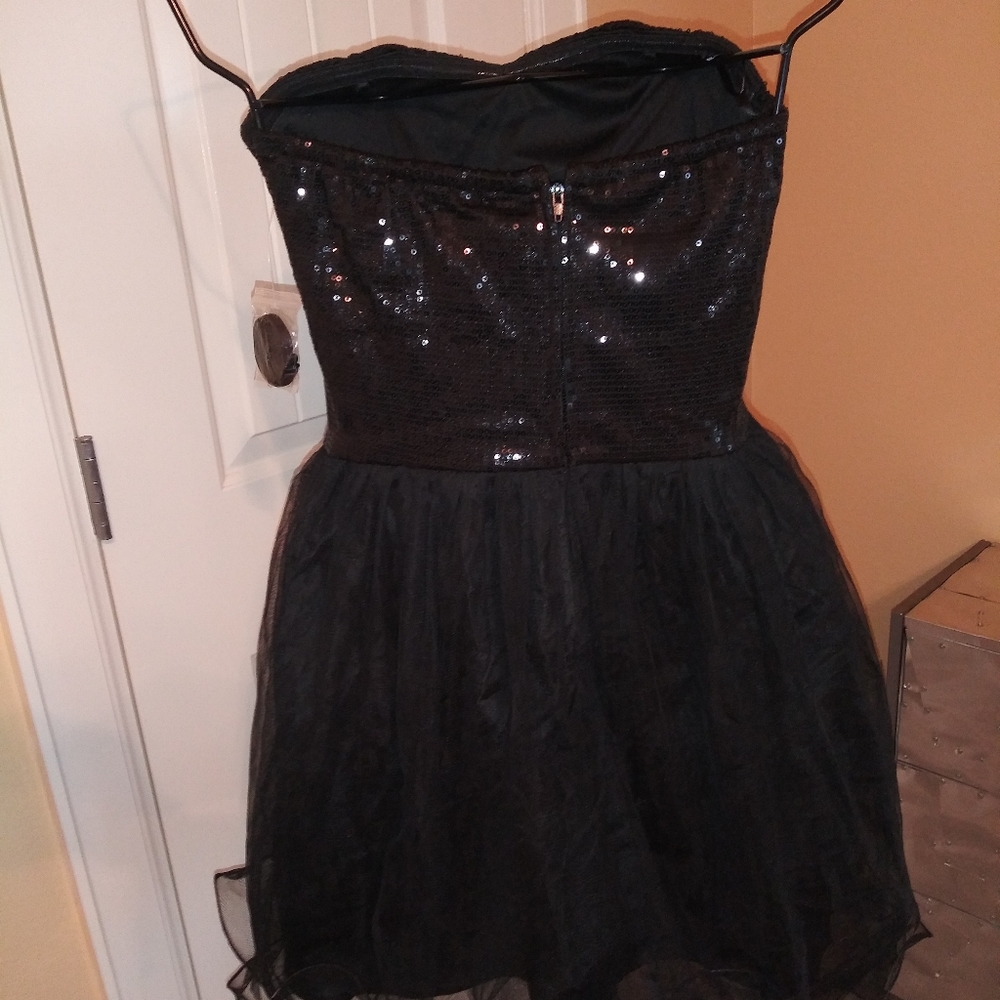 Cocktail/Prom dress - Picture 2 of 5